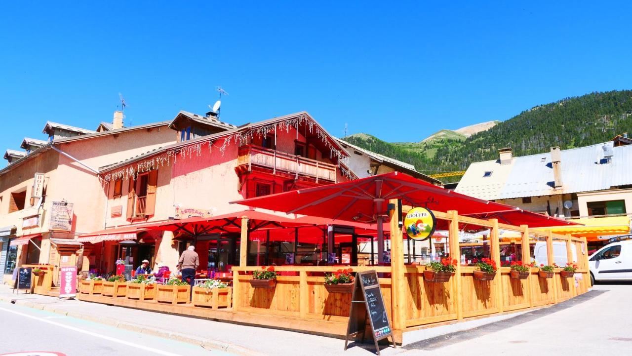 Hotel Alpis Cottia Монженевр Экстерьер фото
