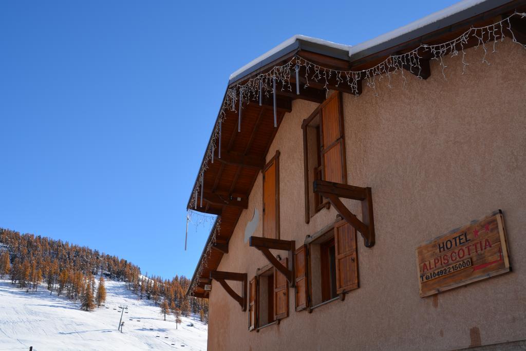 Hotel Alpis Cottia Монженевр Экстерьер фото