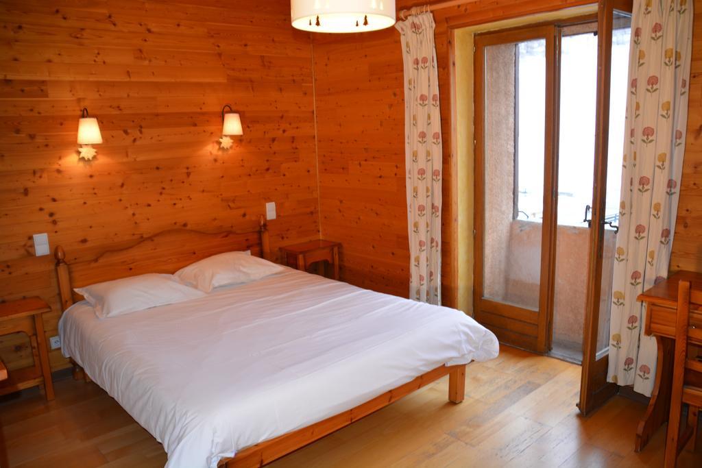 Hotel Alpis Cottia Монженевр Номер фото